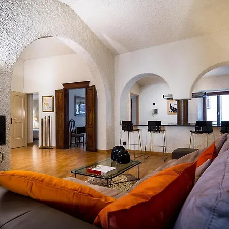 Apartment Town House Cernobbio