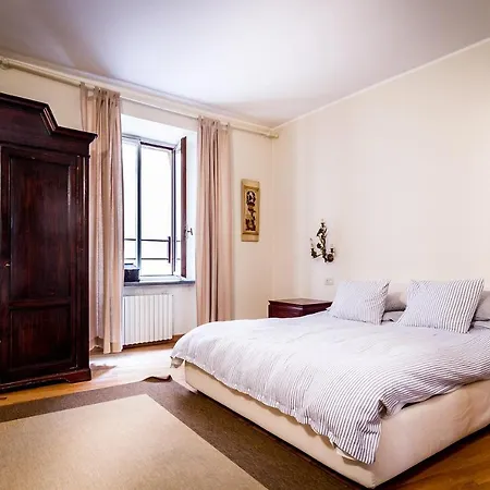 Town House *