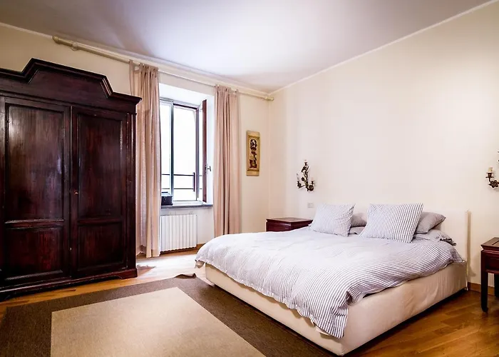 Town House *